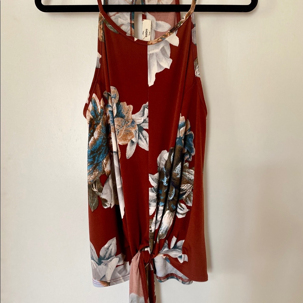 Red flower tank, long tie